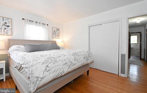 17 Glenview Dr, Riverton NJ  08077-2135 exterior