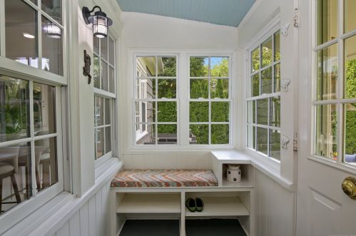 88 Kings Hwy, Westport CT 06880-2422 exterior