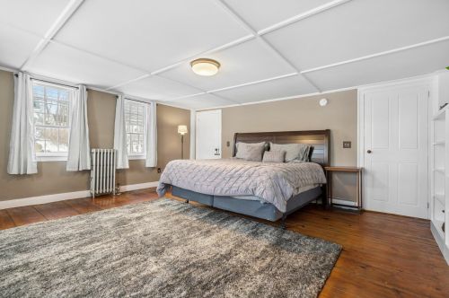 33 Washington St, Concord NH  03301-4341 exterior