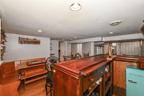 3379 Burrell St, Milwaukee WI 53207-2754 exterior