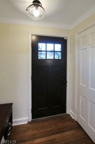 216 Baltusrol Ave, Springfield, NJ 07081-1002