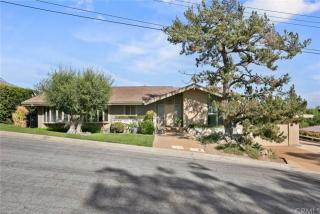 1518 Kroeger Ave, Fullerton CA  92831-1917 exterior