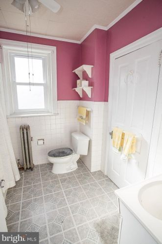 217 Harvey St, Philadelphia PA 19144-3818 exterior