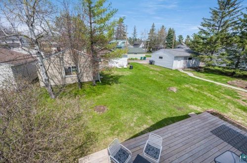 5815 Glenwood St, Duluth MN 55804-1334 exterior