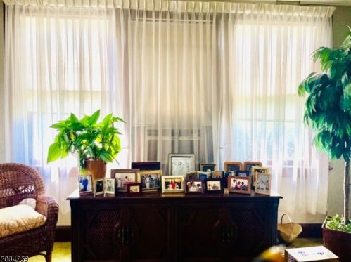 899 Chancellor Ave, Irvington NJ 07111-1214 exterior