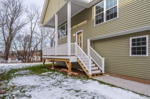 180 Wilcox St, New Britain CT 06051-1231 exterior