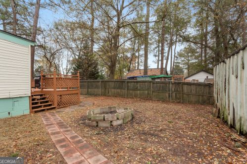 719 Hamilton Ave, Atlanta GA 30344-4144 exterior