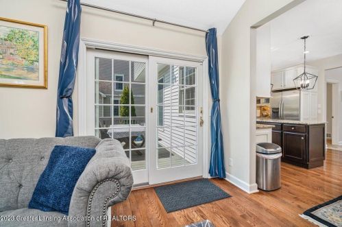 13235 Speckledwood Dr, Dewitt MI  48820-8166 exterior