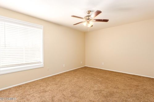 9447 41 Dr, Phoenix AZ 85053-5360 exterior