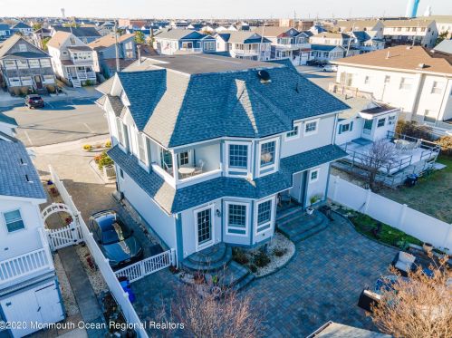 11 Philadelphia Ave, Lavallette NJ 08735-2345 exterior