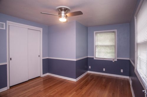 4220 86, Milwaukee WI 53222-1704 exterior