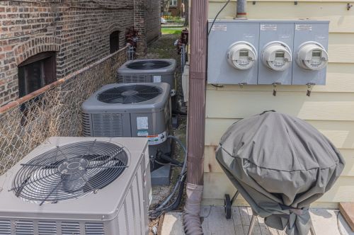 4848 Tripp Ave, Chicago IL 60629-5743 exterior