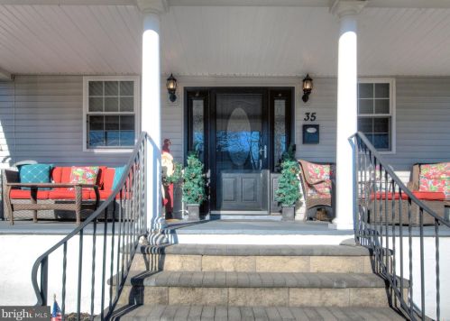 35 Collingswood Ave, Camden NJ 08107-1243 exterior