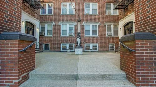 3718 Park Ave, Union City NJ  07086-6064 exterior