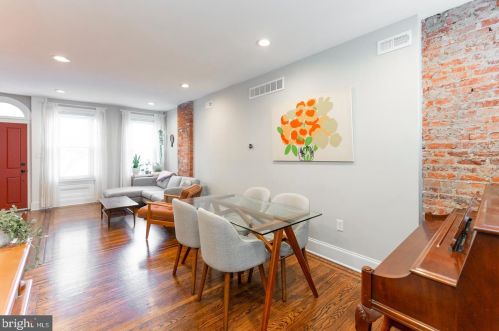 2570 Cedar St, Philadelphia PA 19125-2335 exterior