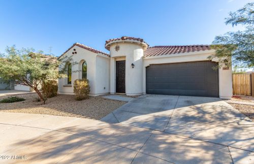 7813 39th Way, Phoenix, AZ 85042-9664