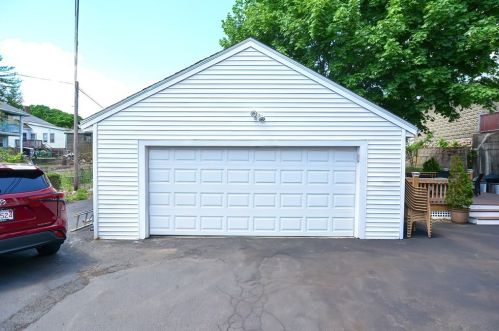 4765 Washington St, Boston MA  exterior