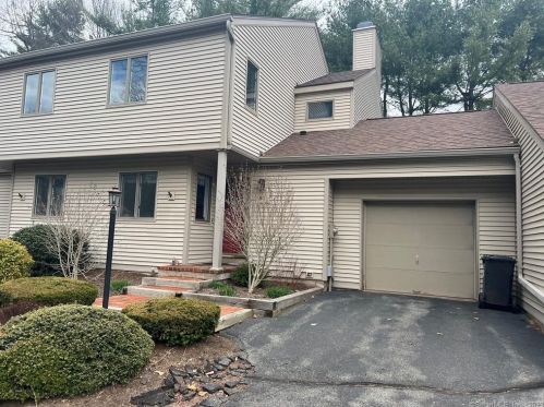 92 The Laurels, Enfield, CT 06082-2364