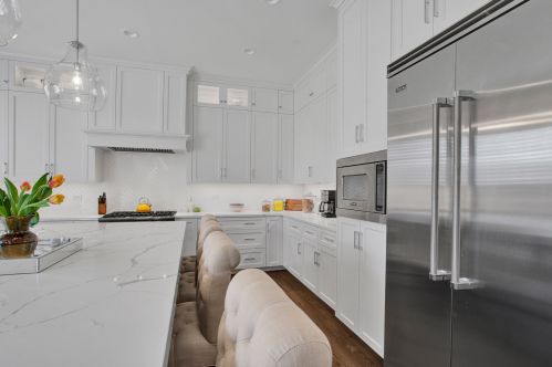 292 Fremont Ave, Elmhurst IL 60126-2200 exterior