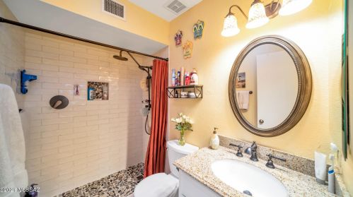 1058 Calle De Ln Temporada, Green Valley AZ 85614-1964 exterior