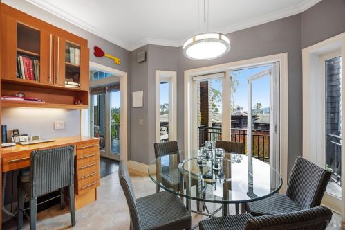 54 De Silva Is Dr, Mill Valley CA 94941-3004 exterior