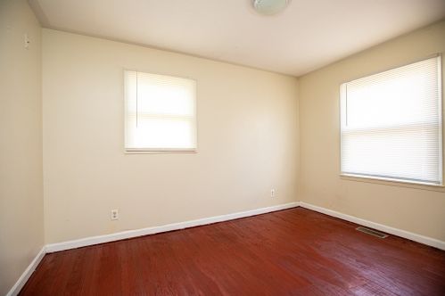 115 Melody Ln, Bull Valley IL 60098-2568 exterior