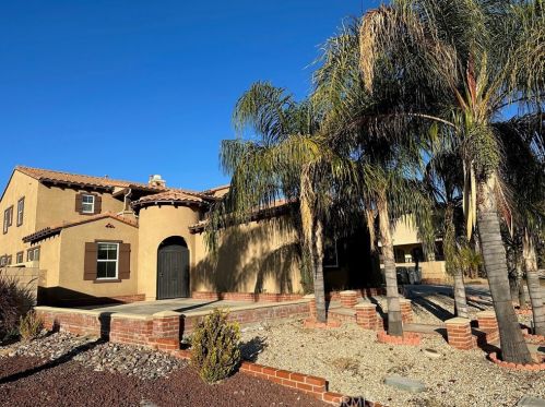 302 Caldera St, Perris, CA 92570-5534