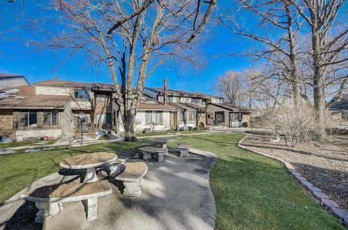 4906 19th St, Milwaukee WI 53221-5759 exterior