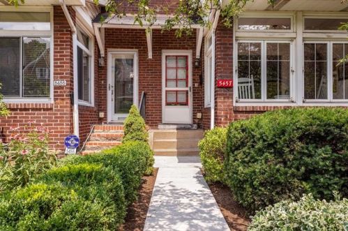 5457 Bartlett St, Pittsburgh, PA 15217-1527