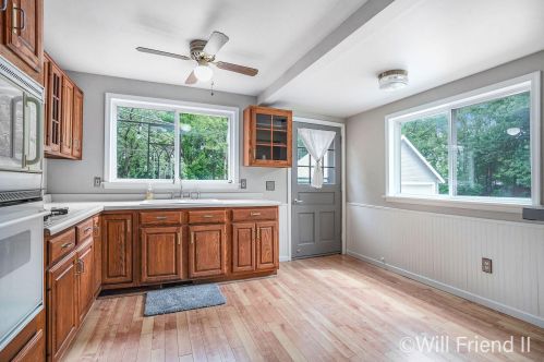 301 52 St, Grand Rapids MI 49548-5830 exterior