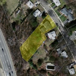 37 Quinobequin Rd, Newton MA 02462-1445 aerial view