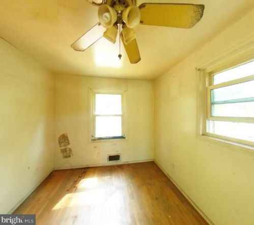 12021 Valleywood Dr, Silver Spring MD 20902-2236 exterior