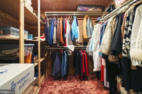 799 Laurel Wood Ln, Hanover PA 17331-6868 exterior