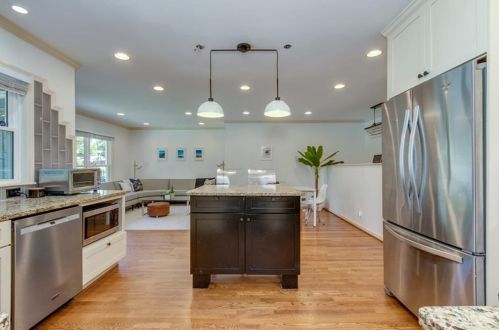 1984 Kilburn Dr, Atlanta GA  30324-4818 exterior