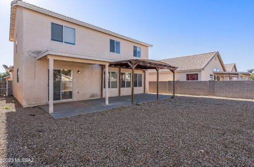 8238 Placita Del Parque, Tucson AZ  85747-5244 exterior
