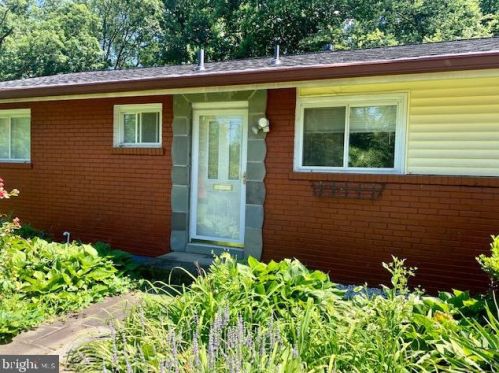 4808 Randolph Rd, Rockville MD  20852-2236 exterior