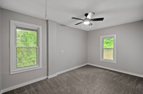 2701 Homehurst Ave, Pittsburgh PA 15234-3160 exterior