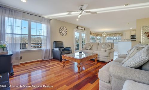 17 Cottonwood Dr, Jackson Twp NJ 08527-4940 exterior