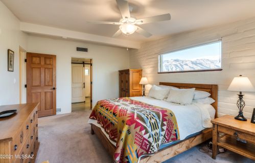 4150 La Cadena, Tucson AZ 85718-6148 exterior