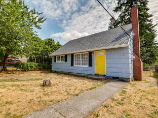 5028 86 Ct, Portland OR  97266-3176 exterior