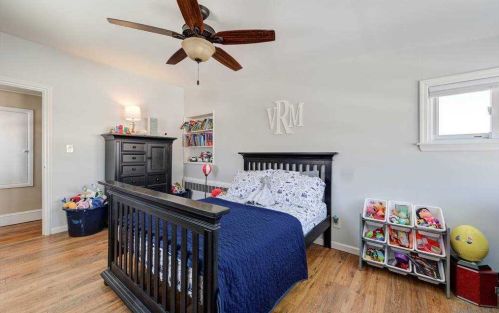 16 Quebec Dr, Huntington Station NY 11746-3872 exterior