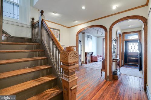 2302 Locust St, Philadelphia PA 19139-4517 exterior