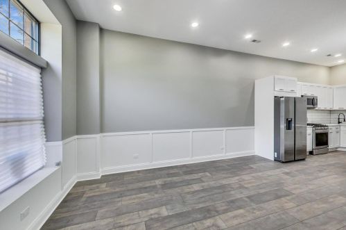 2718 Monroe St, Chicago IL 60624-2661 exterior