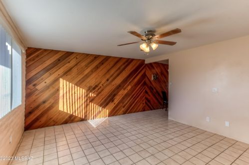 6783 Hawk Dr, Tucson AZ 85730-3247 exterior