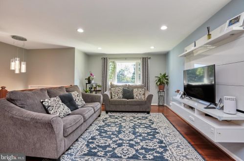 1007 Venice Dr, Silver Spring MD 20904-2065 exterior