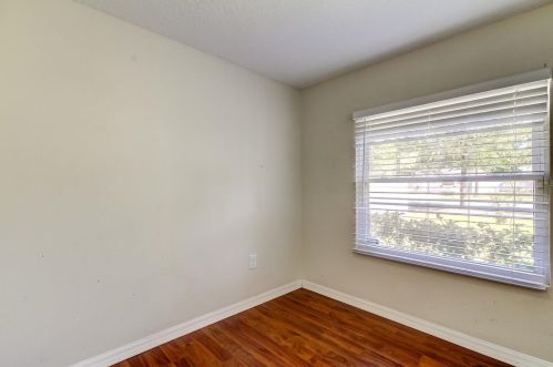 208 Broad St, Tampa FL  33604-4004 exterior