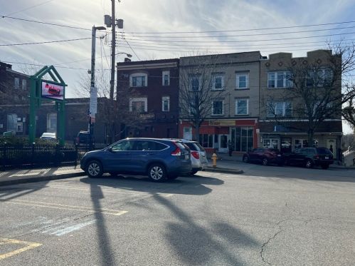 1524 Beechview Ave, Pittsburgh PA 15216-3335 exterior