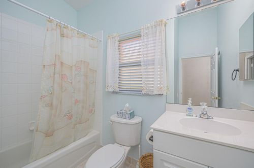 312 Treeline Trce, Fort Pierce FL 34986-2652 exterior