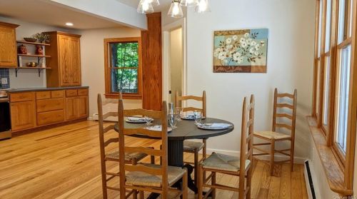 7 Phillips Rd, Poughkeepsie NY 12603-2909 exterior