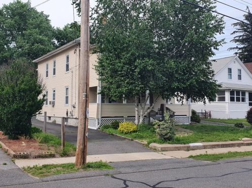 42 Irene St, Chicopee, MA 01013-4012